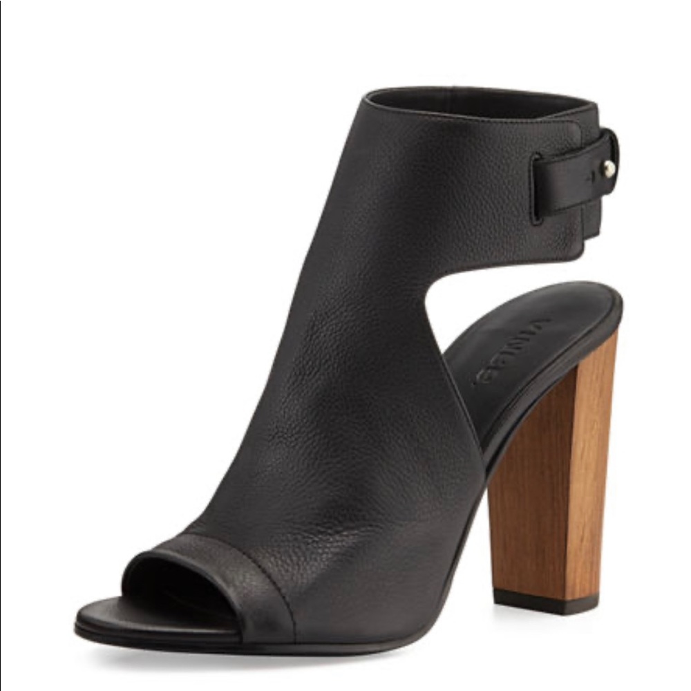 Vince Addie Sandal Black size 6.5